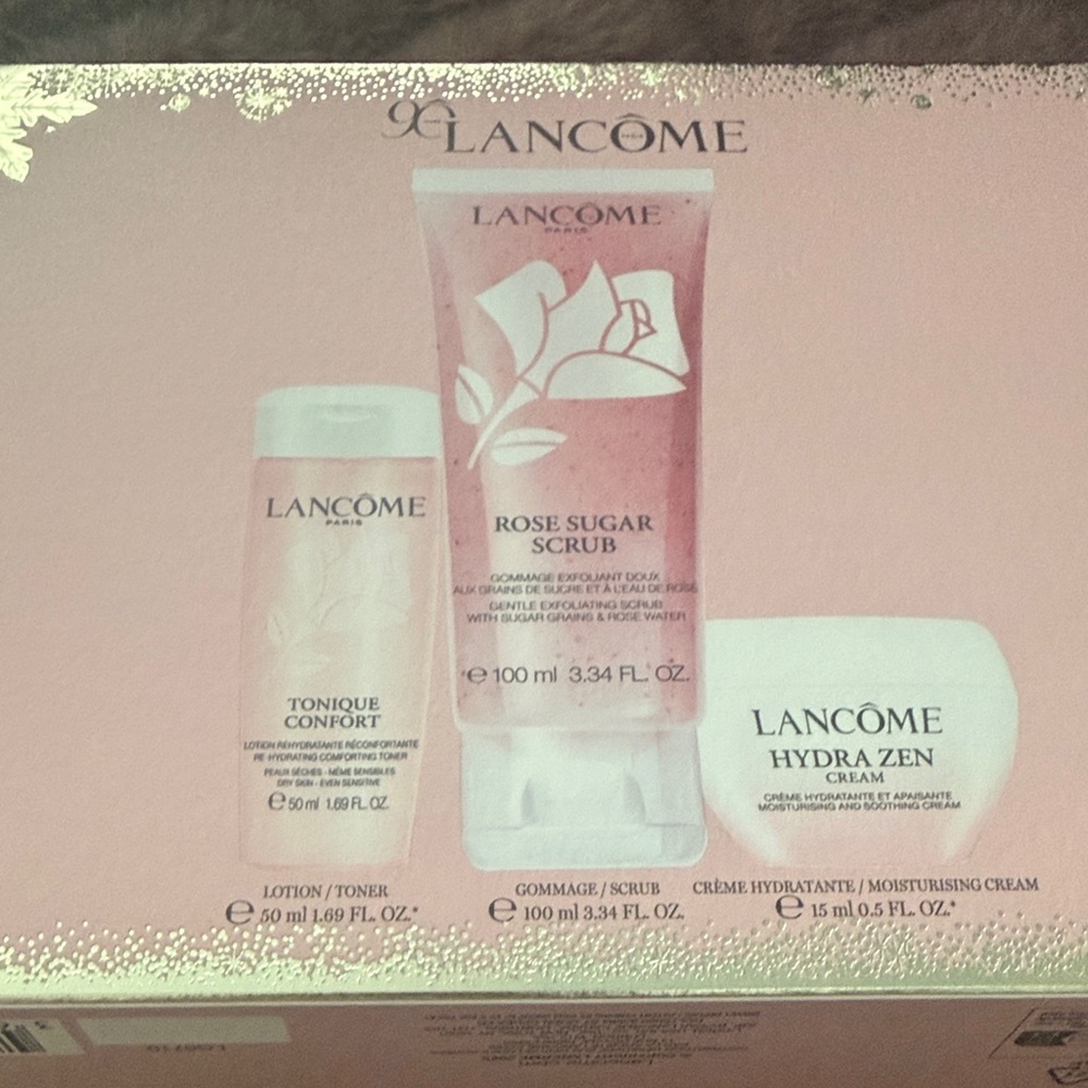 New in box gift set ,Lancome Rose Sugar Scrub & Hydra Zen Cream & toner